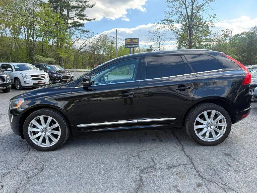 used 2017 Volvo XC60 car, priced at $11,990