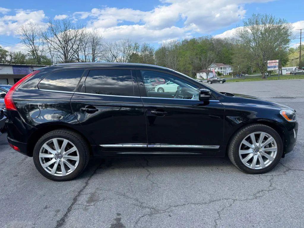 used 2017 Volvo XC60 car, priced at $11,990