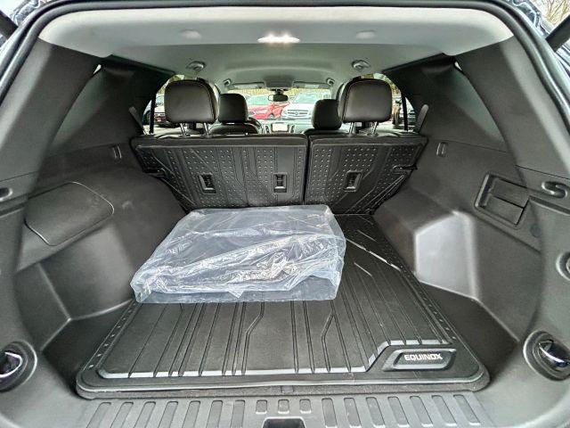 used 2021 Chevrolet Equinox car, priced at $15,990