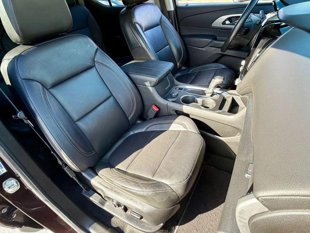 used 2020 Chevrolet Traverse car, priced at $17,990