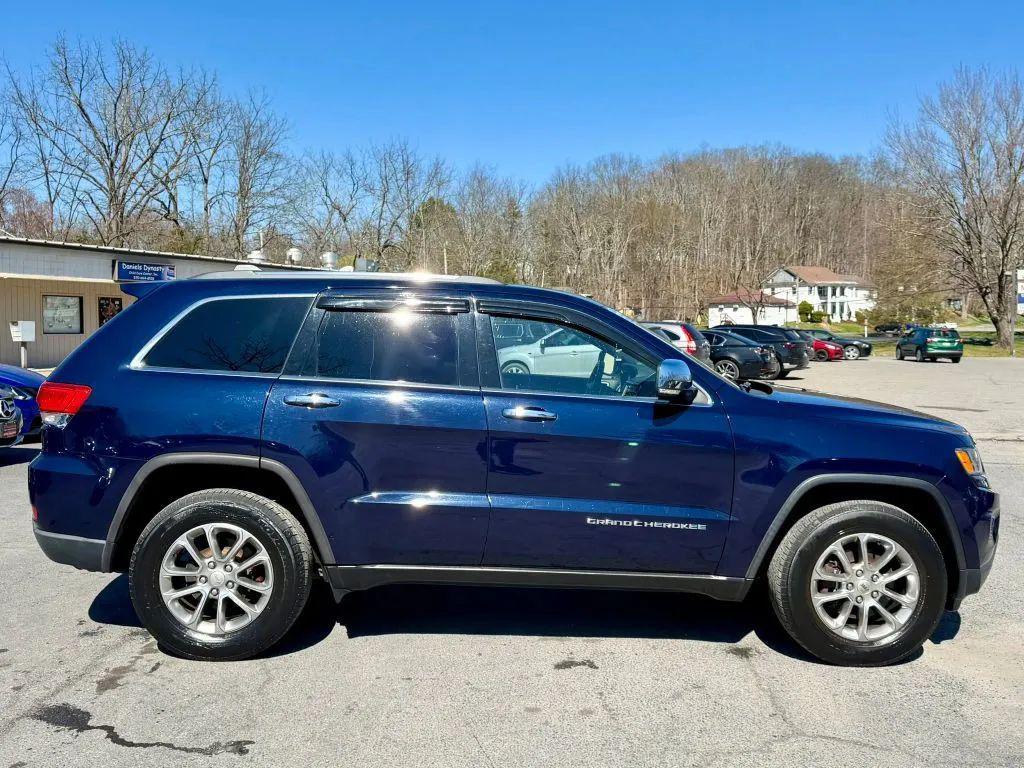 used 2015 Jeep Grand Cherokee car, priced at $10,690