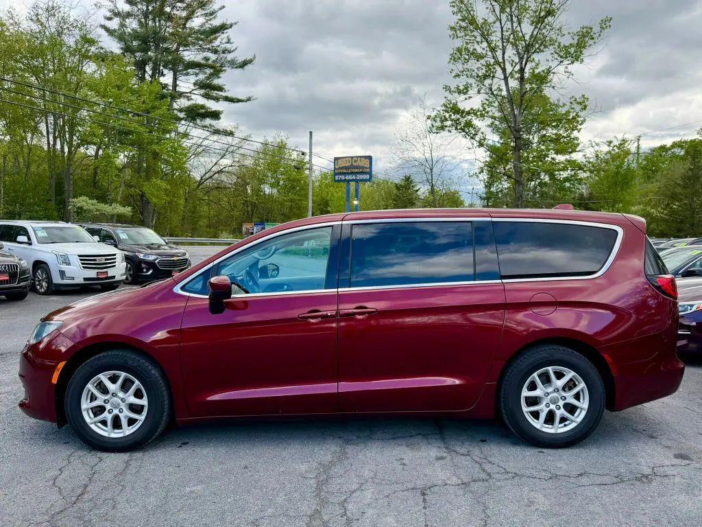 used 2017 Chrysler Pacifica car, priced at $11,490