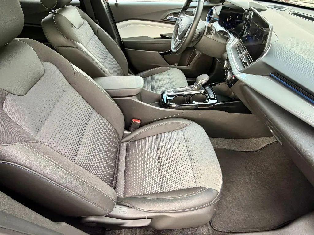 used 2025 Chevrolet Trax car, priced at $19,990