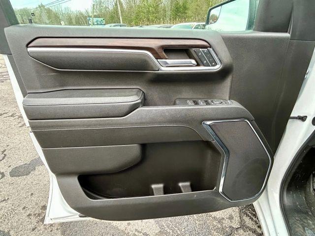 used 2024 GMC Sierra 1500 car, priced at $33,990