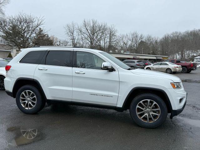 used 2015 Jeep Grand Cherokee car, priced at $11,990