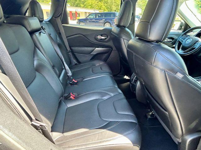 used 2019 Jeep Cherokee car, priced at $14,290