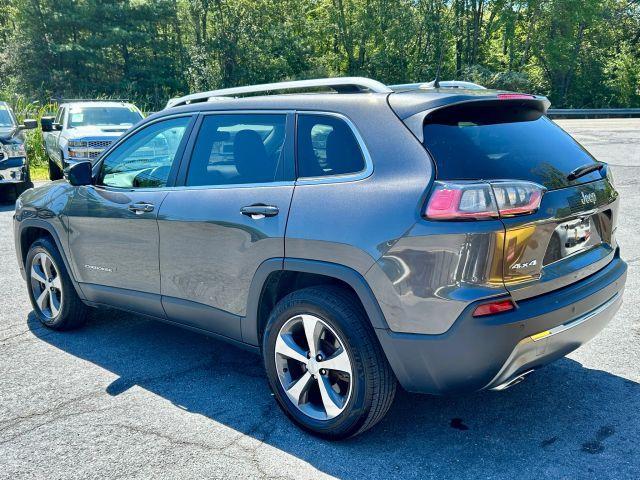 used 2019 Jeep Cherokee car, priced at $14,290