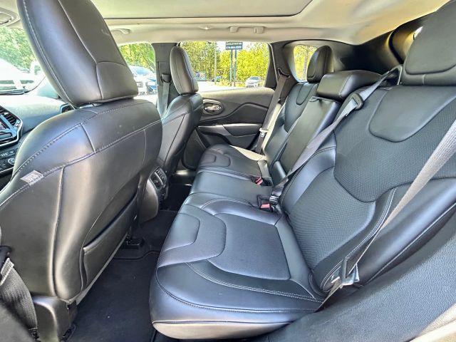 used 2019 Jeep Cherokee car, priced at $14,290