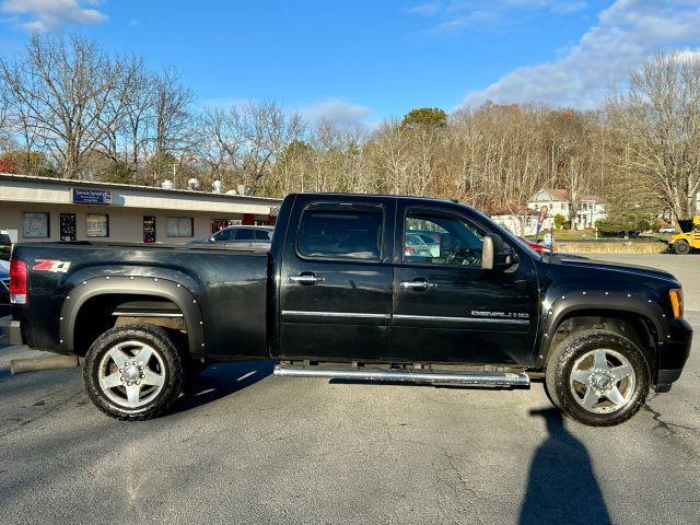 used 2014 GMC Sierra 2500 car, priced at $27,490