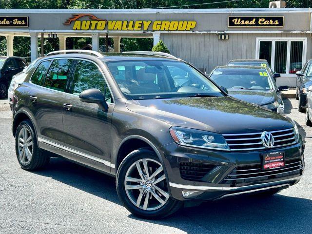 used 2016 Volkswagen Touareg car, priced at $17,490