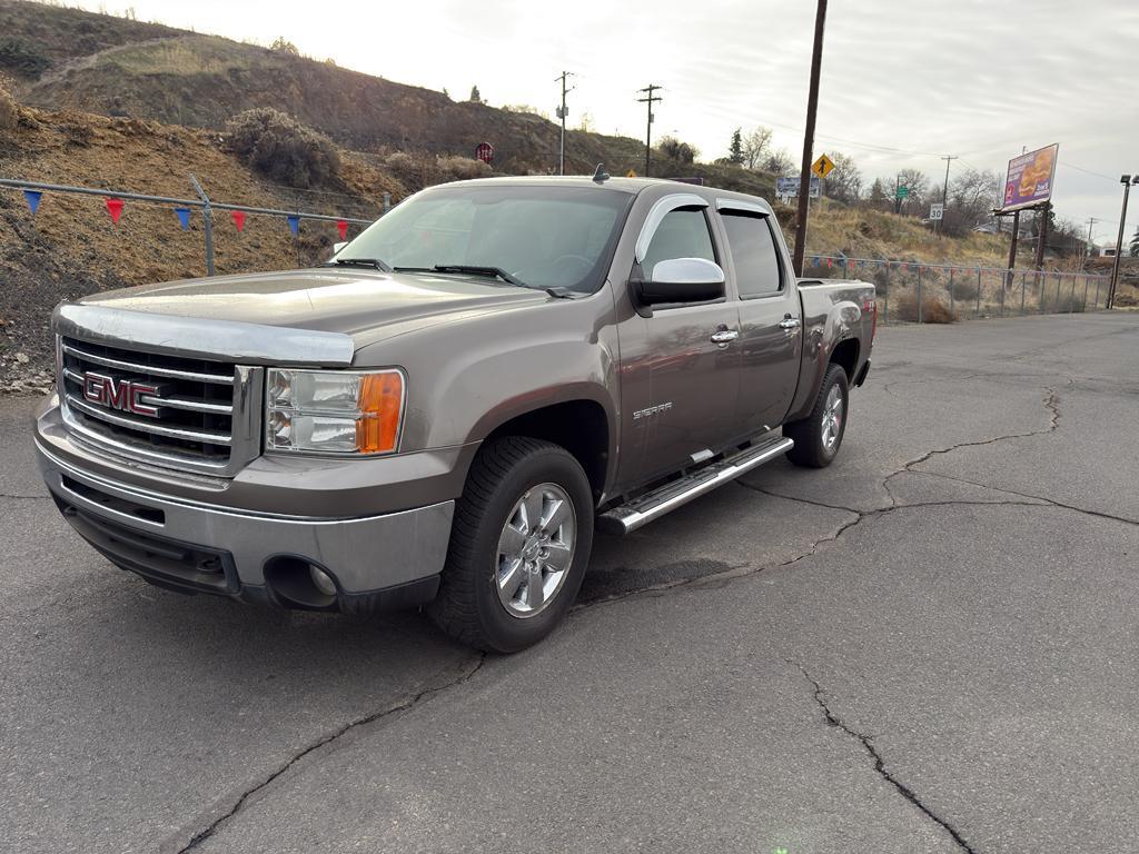 used 2013 GMC Sierra 1500 car, priced at $17,895
