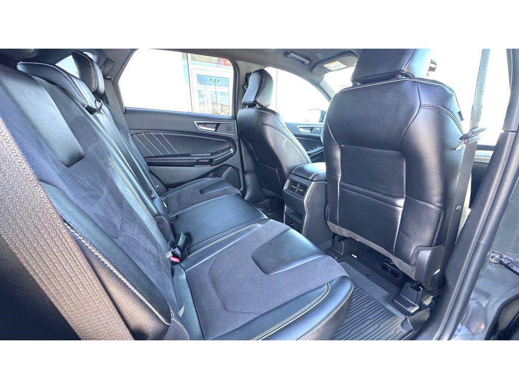used 2023 Ford Edge car, priced at $33,061
