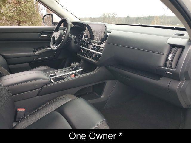 used 2024 Nissan Pathfinder car, priced at $33,999