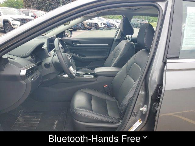 used 2023 Nissan Altima car, priced at $26,999