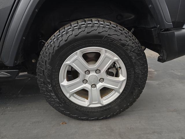 used 2018 Jeep Wrangler Unlimited car, priced at $23,269