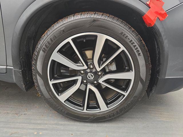 used 2019 Nissan Rogue car, priced at $12,900