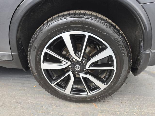 used 2019 Nissan Rogue car, priced at $12,900