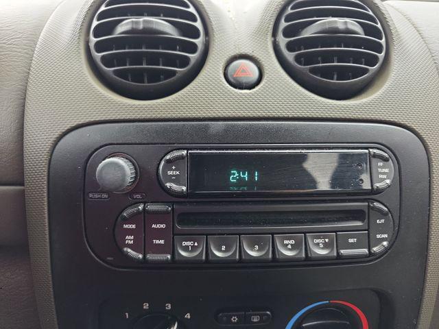 used 2006 Jeep Liberty car, priced at $3,400