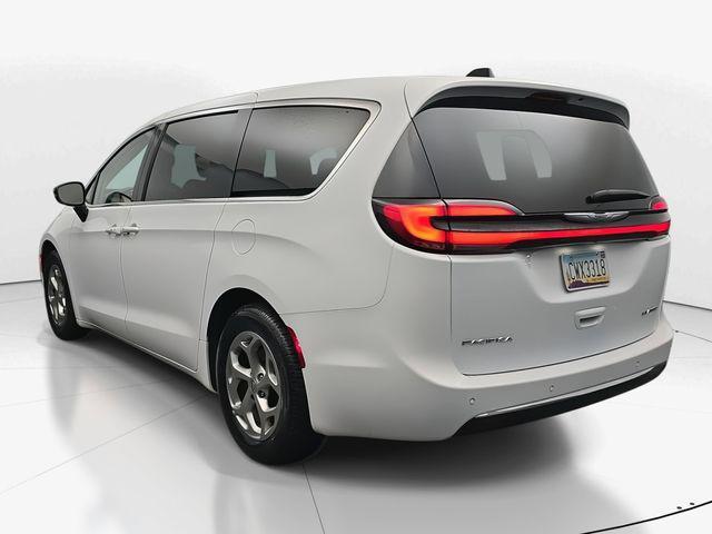 used 2024 Chrysler Pacifica car, priced at $27,600
