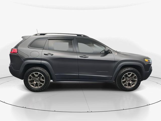 used 2020 Jeep Cherokee car, priced at $17,000
