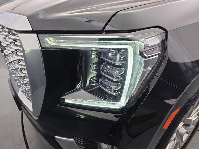 used 2024 GMC Yukon car, priced at $61,200