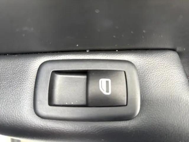 used 2020 Jeep Grand Cherokee car, priced at $15,995