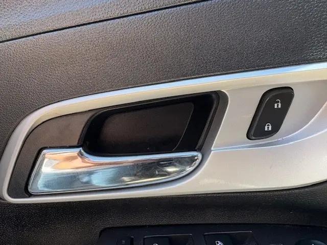 used 2017 Chevrolet Equinox car, priced at $6,495