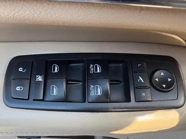 used 2018 Jeep Grand Cherokee car, priced at $13,495