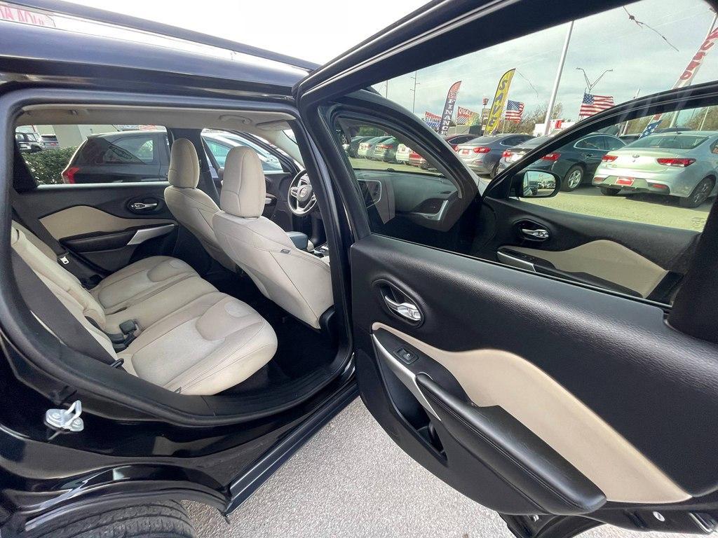 used 2017 Jeep Cherokee car, priced at $8,995