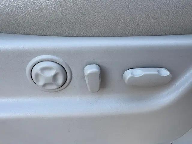 used 2010 GMC Yukon car, priced at $8,495