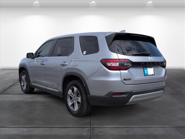 used 2023 Honda Pilot car, priced at $33,990