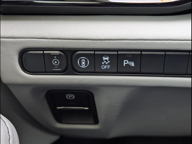 used 2023 Acura MDX car, priced at $35,391