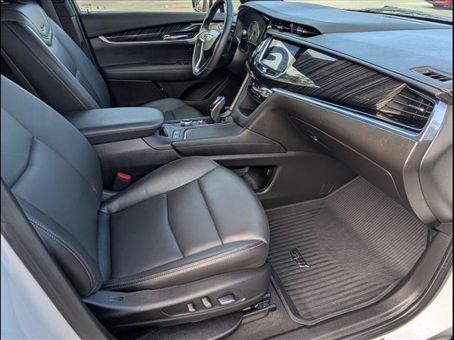 used 2024 Cadillac XT6 car, priced at $39,900