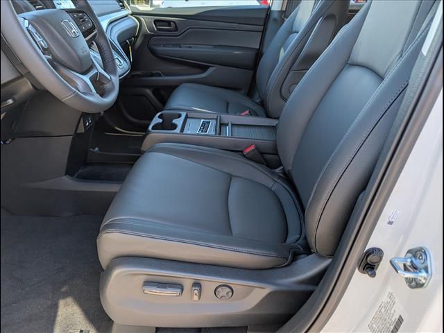 new 2026 Honda Odyssey car, priced at $45,775