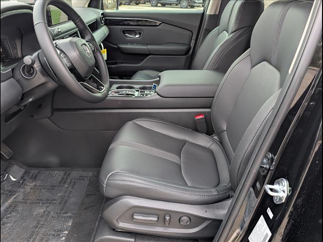 new 2026 Honda Pilot car, priced at $46,740