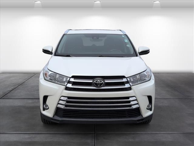 used 2019 Toyota Highlander car, priced at $25,990