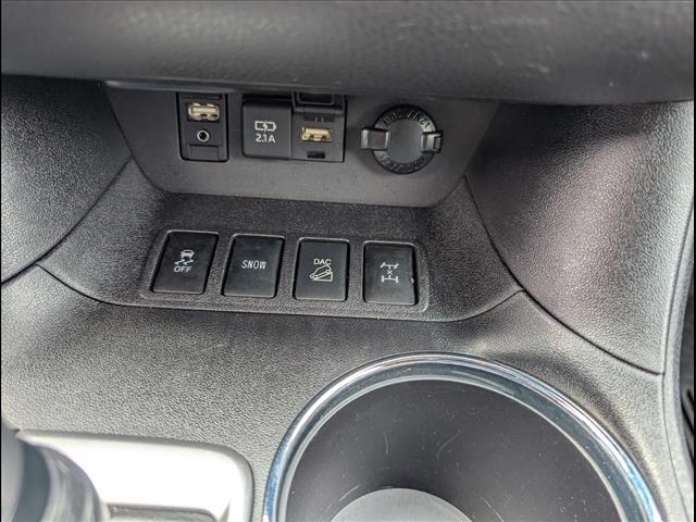 used 2019 Toyota Highlander car, priced at $25,990