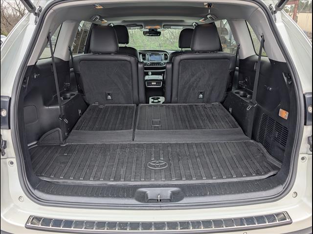 used 2019 Toyota Highlander car, priced at $25,990