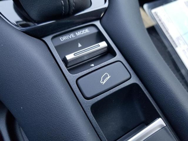 new 2025 Honda HR-V car