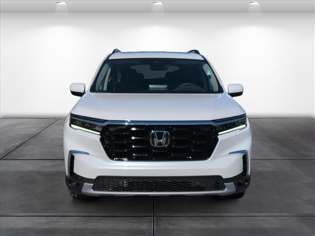 new 2025 Honda Pilot car, priced at $53,750