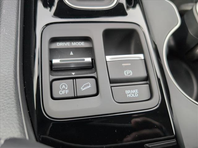 used 2025 Honda Pilot car, priced at $44,891