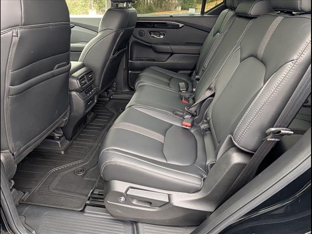 used 2025 Honda Pilot car, priced at $44,891