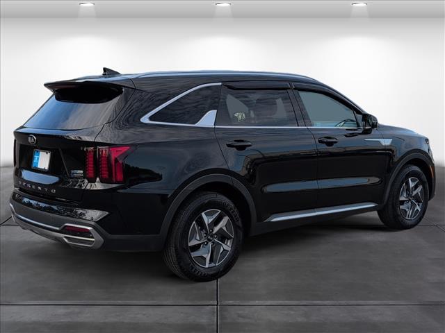 used 2021 Kia Sorento Hybrid car, priced at $17,994