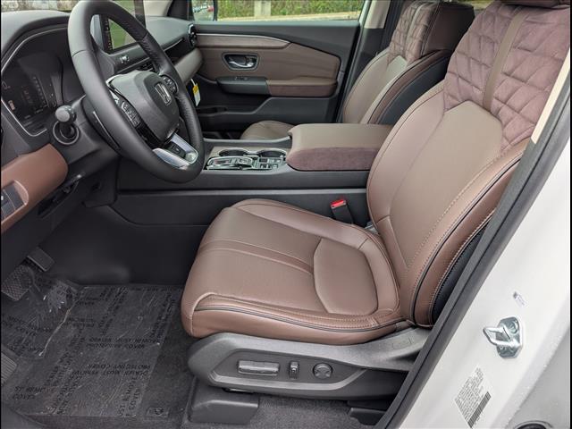 new 2026 Honda Pilot car, priced at $56,195