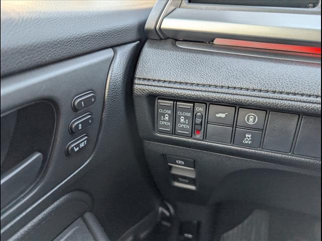 used 2023 Honda Odyssey car, priced at $35,791