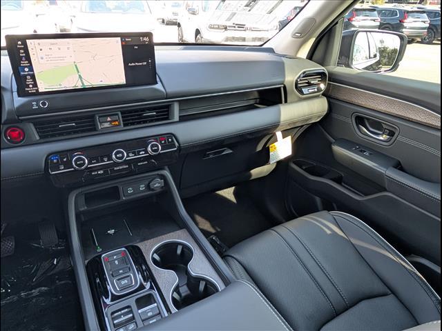 new 2026 Honda Pilot car, priced at $54,990