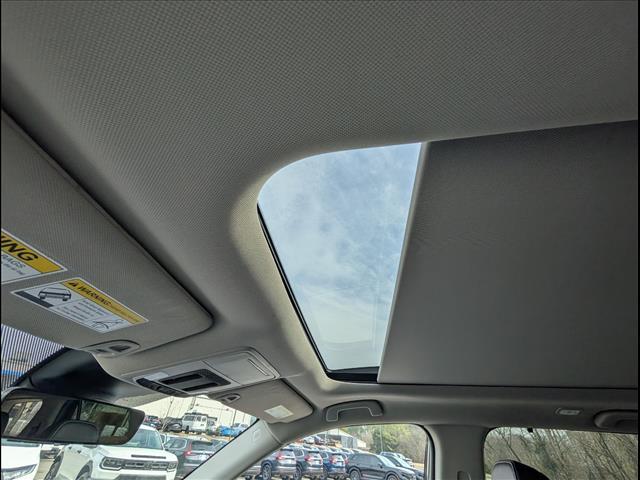 used 2025 Honda Pilot car, priced at $44,990