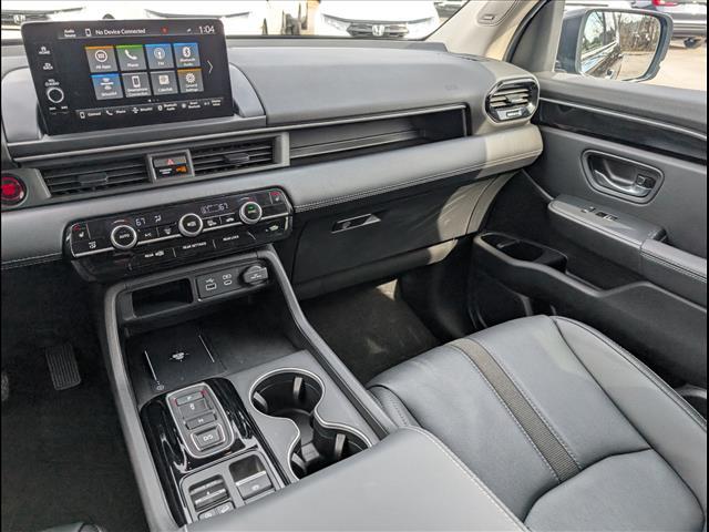 used 2025 Honda Pilot car, priced at $44,990