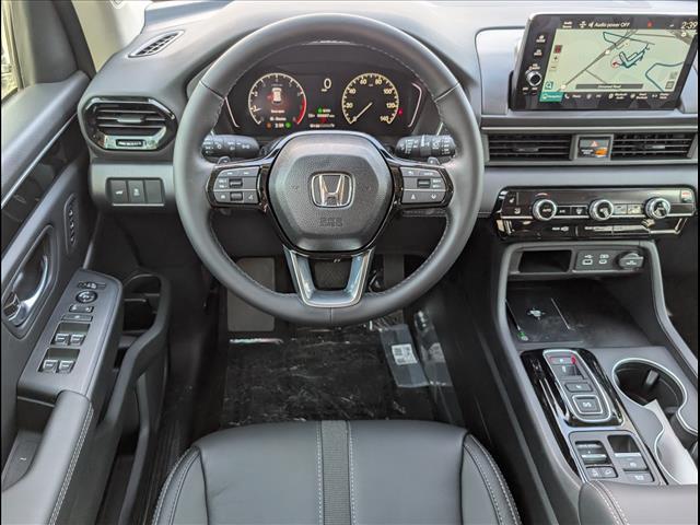 new 2025 Honda Pilot car, priced at $51,550