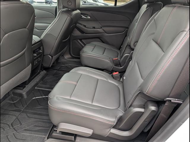 used 2023 Chevrolet Traverse car, priced at $35,900